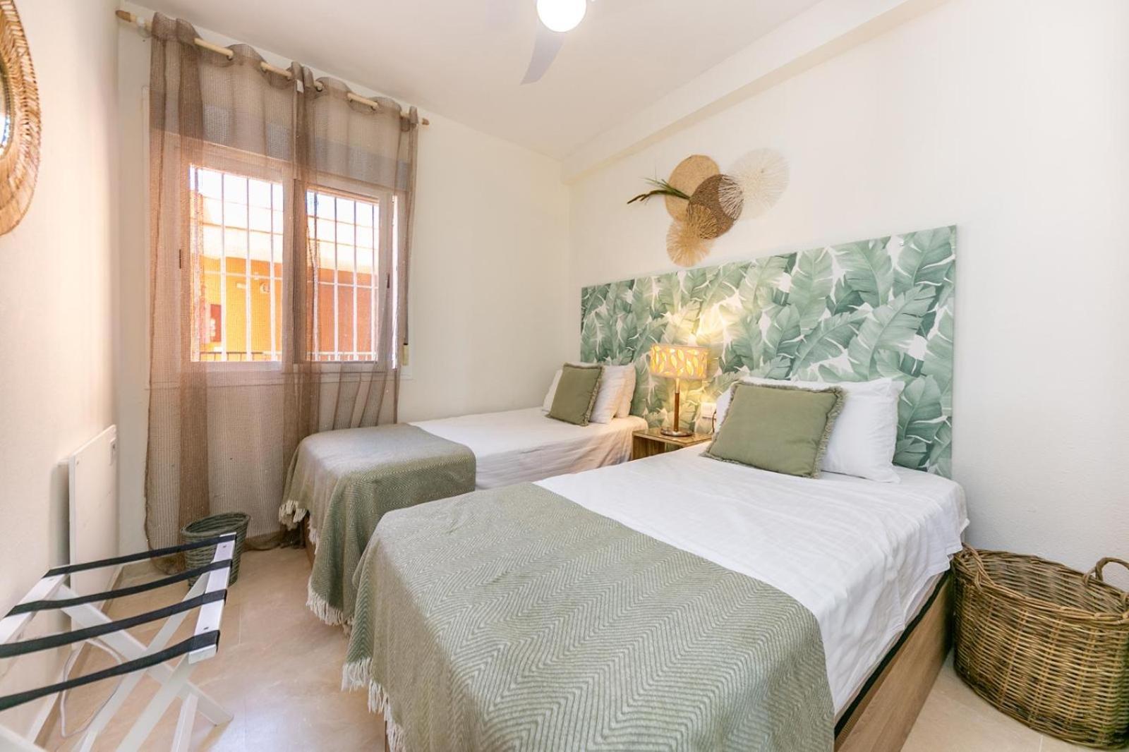 Penthouse Beach Apartment Фуэнхирола Экстерьер фото